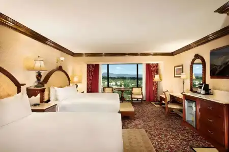 Peppermill Resort Spa Casino - 39