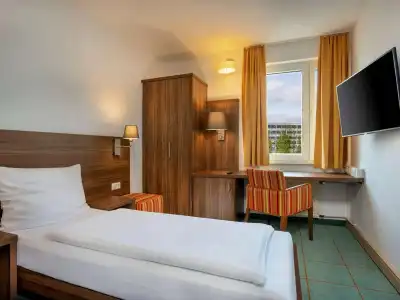 ibis Styles Darmstadt - 3