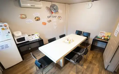 Beewon Guest House - Hostel - 17