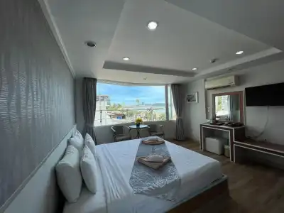 The Beach Front Resort Pattaya  - SHA Plus - 39