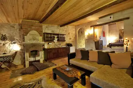 Adanos Konuk Evi - 2