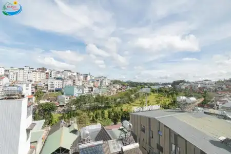 Hoang Minh Chau Ba Trieu - 75