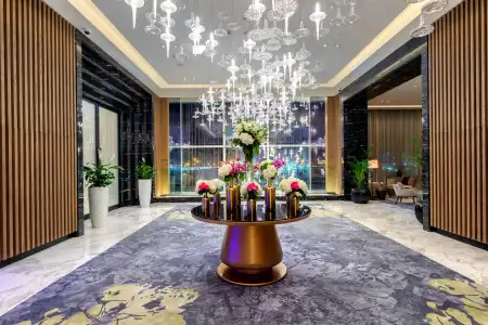 Taj Jumeirah Lakes Towers - 5