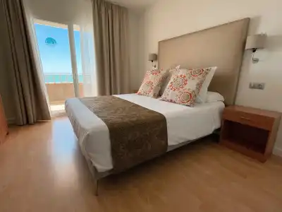 Fay Victoria Beach - 2