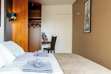 Chambre d'Amis (Chambres d'Hôtes/BnB/Guest House) - 24