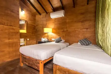 Eighth Wonder Resort - 50