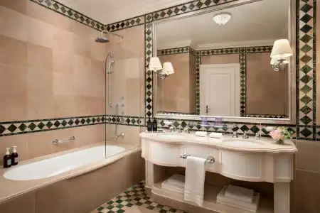 The St. Regis - 24