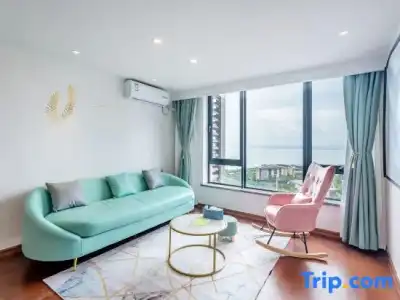Hôtel de Neuville - Arc de Triomphe - 51