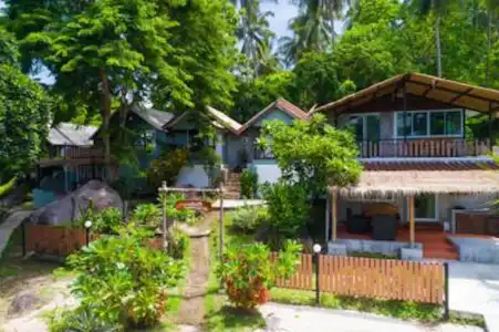 Majestic Sea View Resort - 9