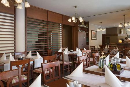 Ramada & Suites by Wyndham Kranjska Gora - 13