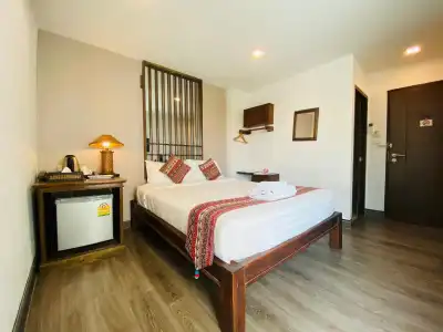 C Boutique and Comfort - 4