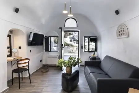 Pearl of Caldera Oia Boutique - 137