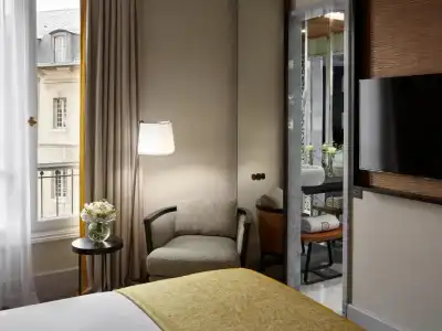 Montalembert - 52