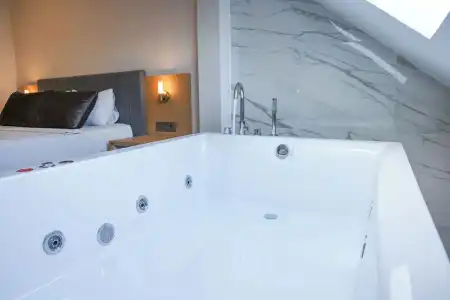 Livia Residence - 11