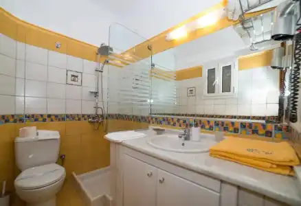 Andreolas Luxury Suites - 29