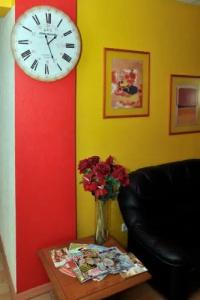 Happy Hostel - 12
