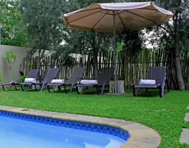 The Elegant Guesthouse - 11
