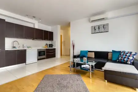 Quality Point Apartments 0-24 reception - 17