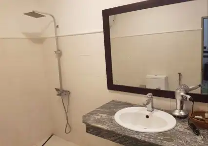 Eighth Wonder Resort - 5