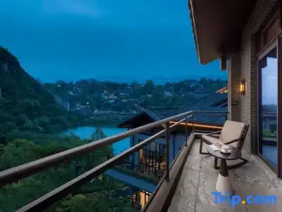 Absolute Twin Sands Resort & Spa - 220