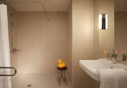 Moxy Berlin Ostbahnhof - 6