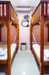 Zleep63 - Hostel - 49