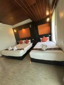 The Sea At Lanta - 50