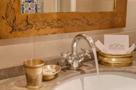 Tuvana - Special Class - 38