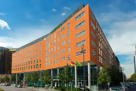 Courtyard by Marriott Berlin City Center - 0