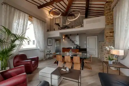 Donati Luxury Tower Suites - 16