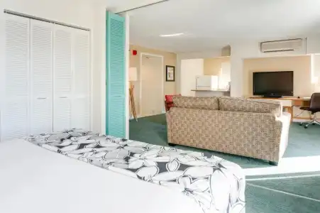 Oasis Waikiki - 109