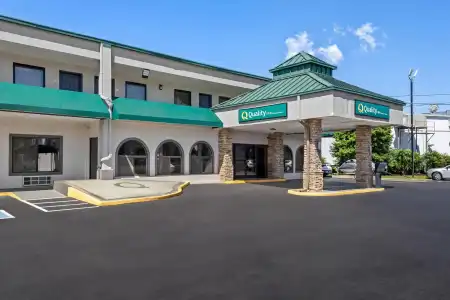 Quality Inn Bowling Green South - 0