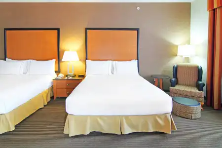 Holiday Inn Express & Suites Calgary S-Macleod Trail S by IHG - 3