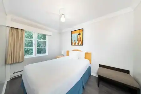 2400 Motel - 61