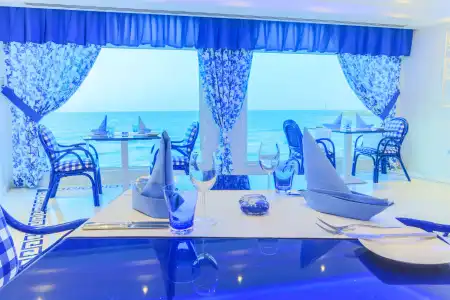 Hilton Alexandria Corniche - 34