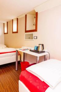 Botel Marina - Hostel - 47
