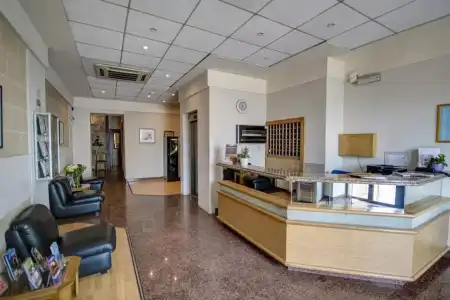 Sliema Chalet - 11