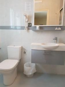 Alexandra Sitges - 84