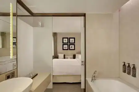 Sheraton Grand & Spa, Edinburgh - 9