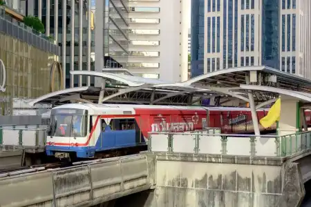Episode 11 Hostel Sukhumvit - 16