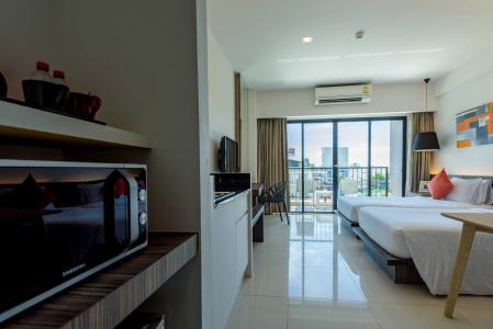 J Residence - 89