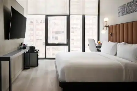 Arlo Chicago - 38