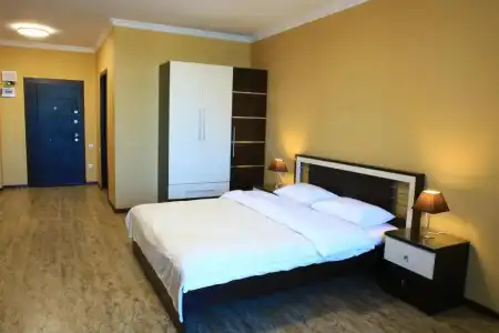Apartment on Pirosmani 1 - 5