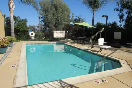 Hampton Inn Carlsbad-North San Diego County - 13