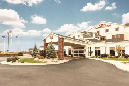 Hilton Garden Inn Fargo - 56