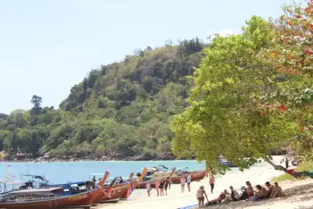 Koh Ngai Paradise Beach Resort - 38