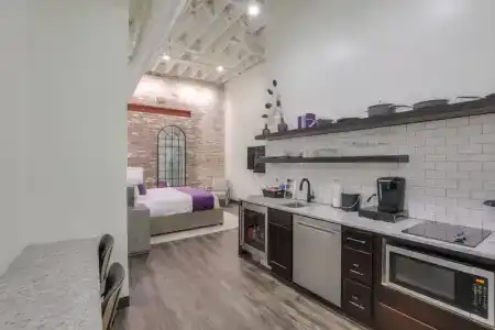 Studio 154 Luxury - 24