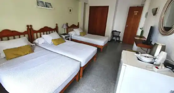 Hostal Saturno - 16