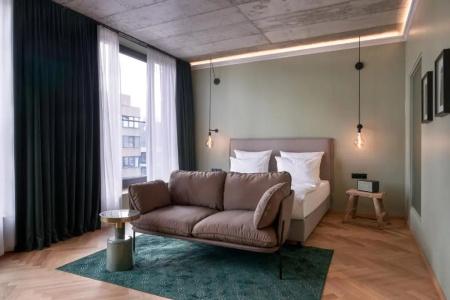 Gekko House, Frankfurt, a Tribute Portfolio - 130