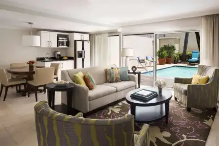 Hyatt Regency Newport Beach - 7